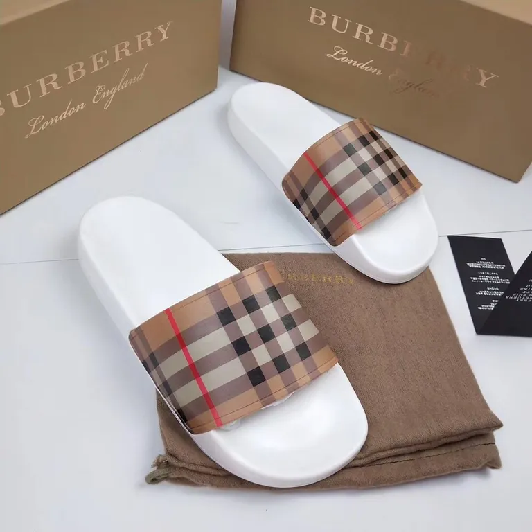 Burberry Shoe 